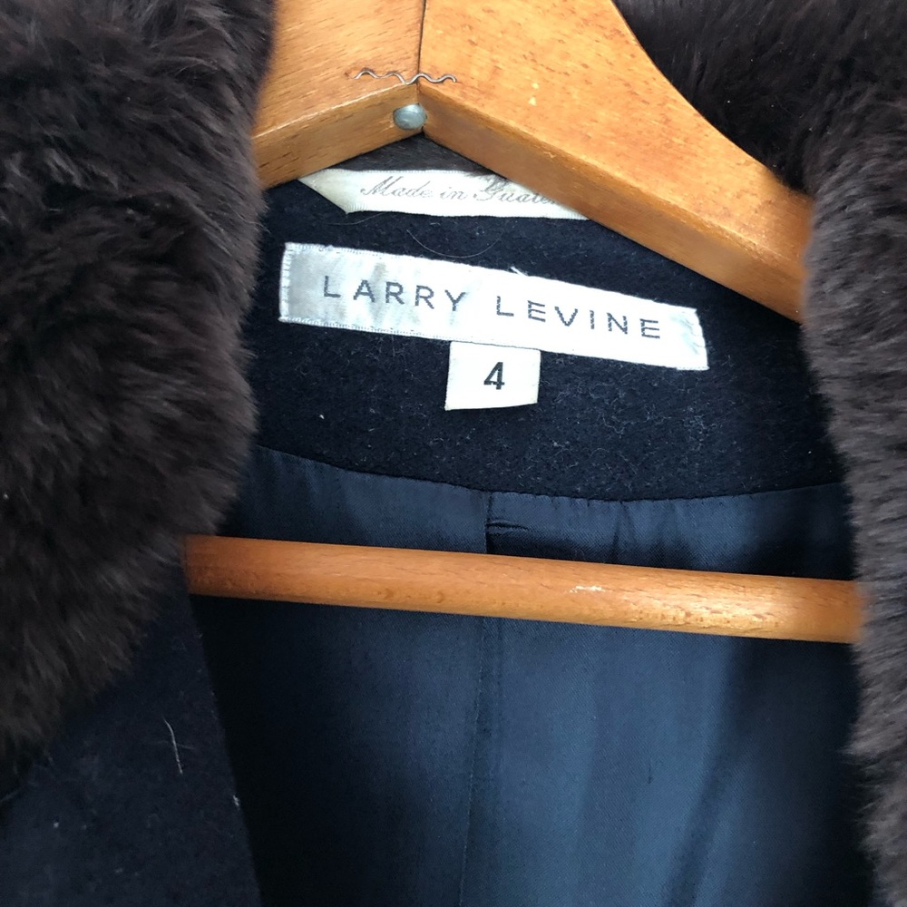 Beautiful navy blue wool coat with fur collar